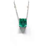 Chain and Pendant 18k white gold. Esmeralda 1,29CT.