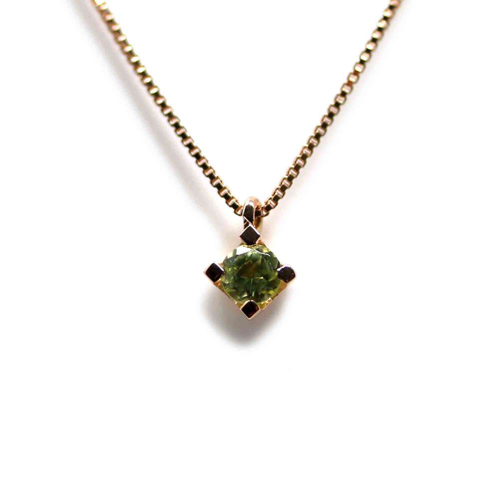 Chain And Pendant In 18Kte Rose Gold With Peridot 3mm