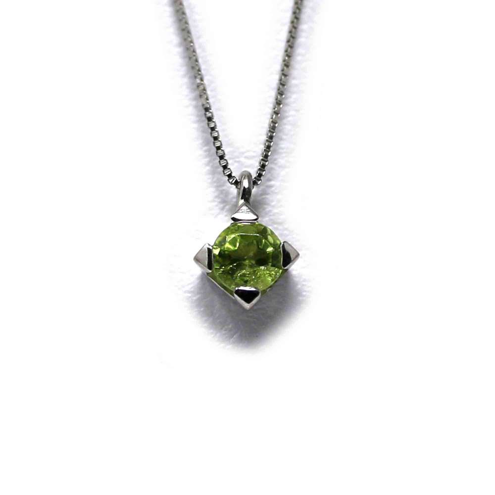 Chain And Pendant In 18Kte White Gold With Peridot 4,25mm