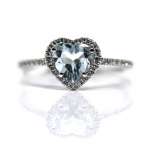 Bague Or blanc 18 carats et diamants 0,14 ct et aigue-marine 0,90 ct
